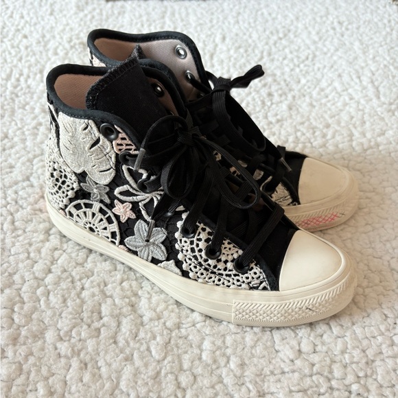 Converse Chuck Taylor All Star Butterflies High-Top Sneaker - Picture 3 of 12